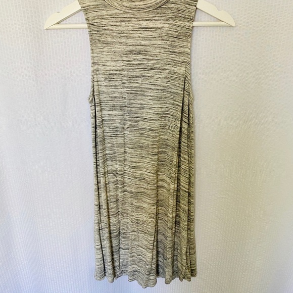 Heather Gray Sleeveless T-shirt Dress - Picture 5 of 8